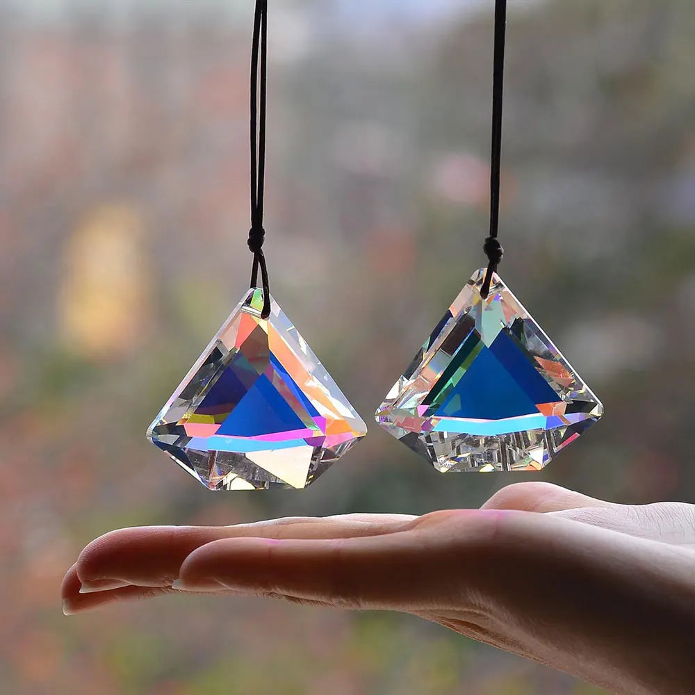 2 pcs Diamond Shaped Crystal Light Catching Prisms, Rainbow Maker for Window, Balcony, Kitchen, Garden Decoration