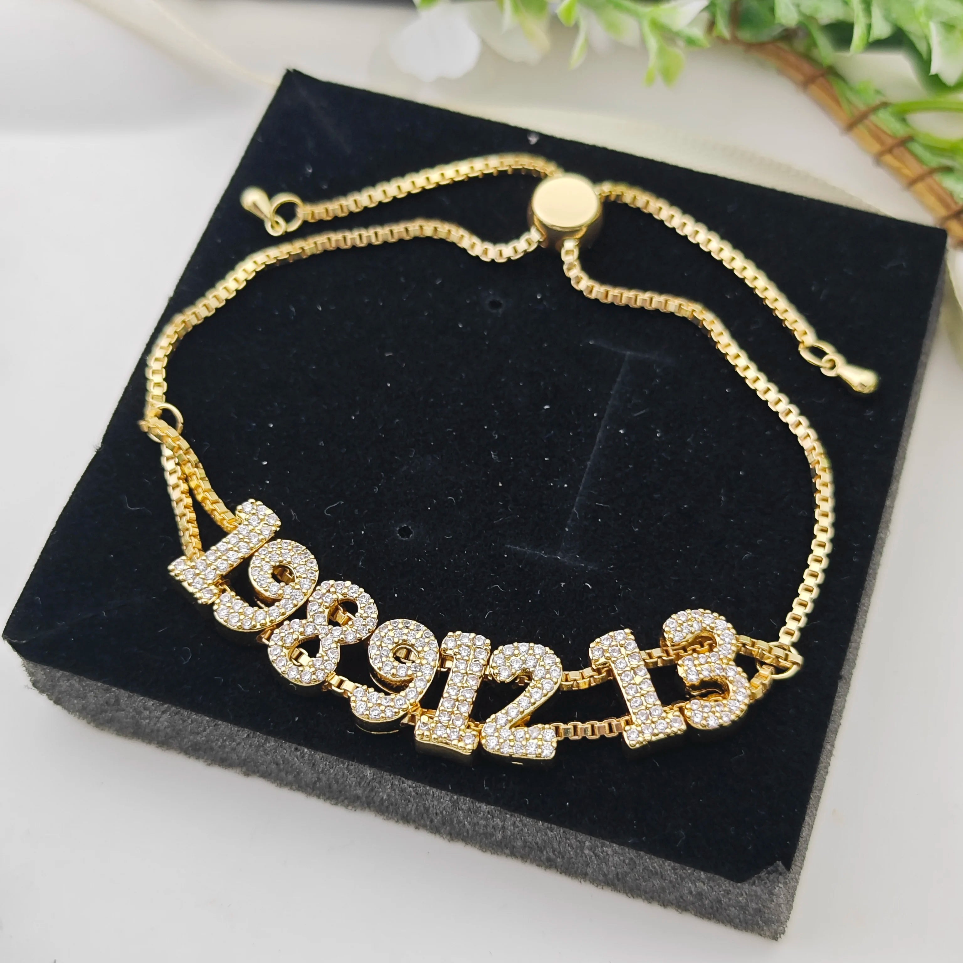 Personalize Anniversary Date Bracelet