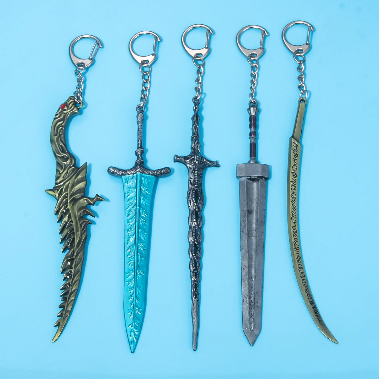 14cm Ring Dark Moon Greatswor Eldens Keychain Pendant Bloodhound's Fang Keyring Cosplay Fans Props Men Women Backpack Jewelry