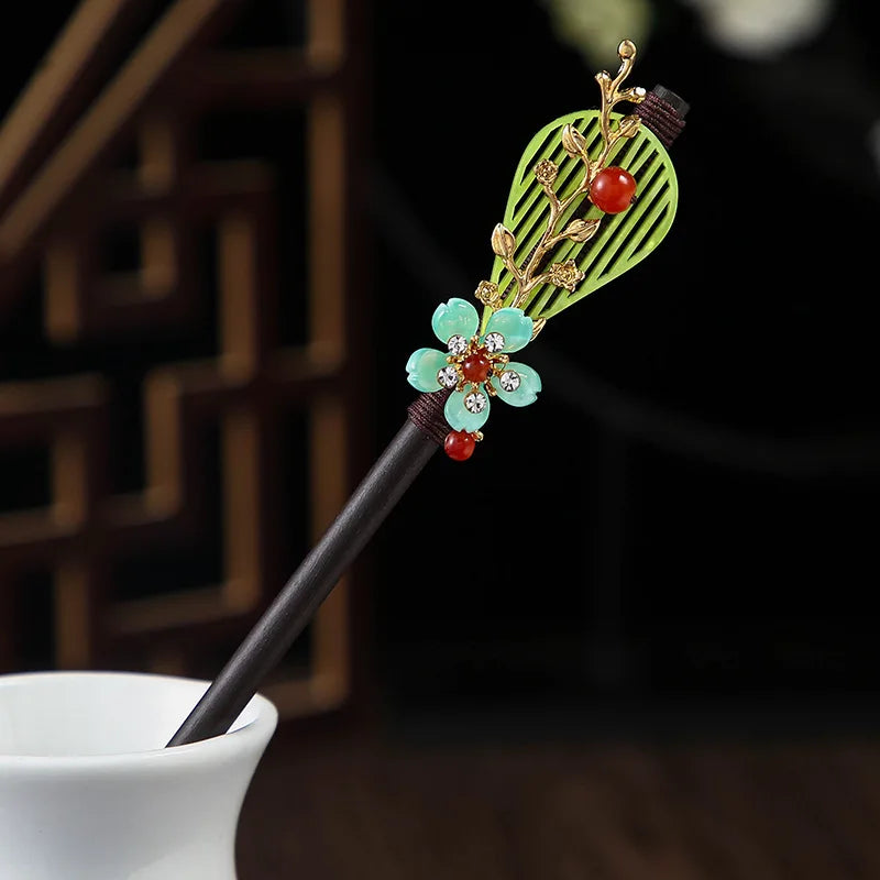 Wooden Hair Stick Chinese Style Winding Flower Hairpin With Tassel Elegant Lady Hair Clip Hair Accessories Vintage Gift