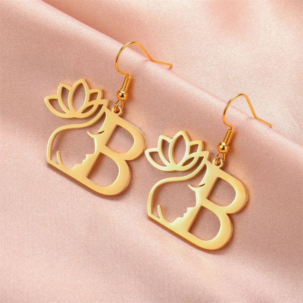 My Shape Beauty Lotus Flower Initials Necklace Women Girl Gifts Stainless Steel Letter Alphabet Pendants Choker Fashion Jewelry