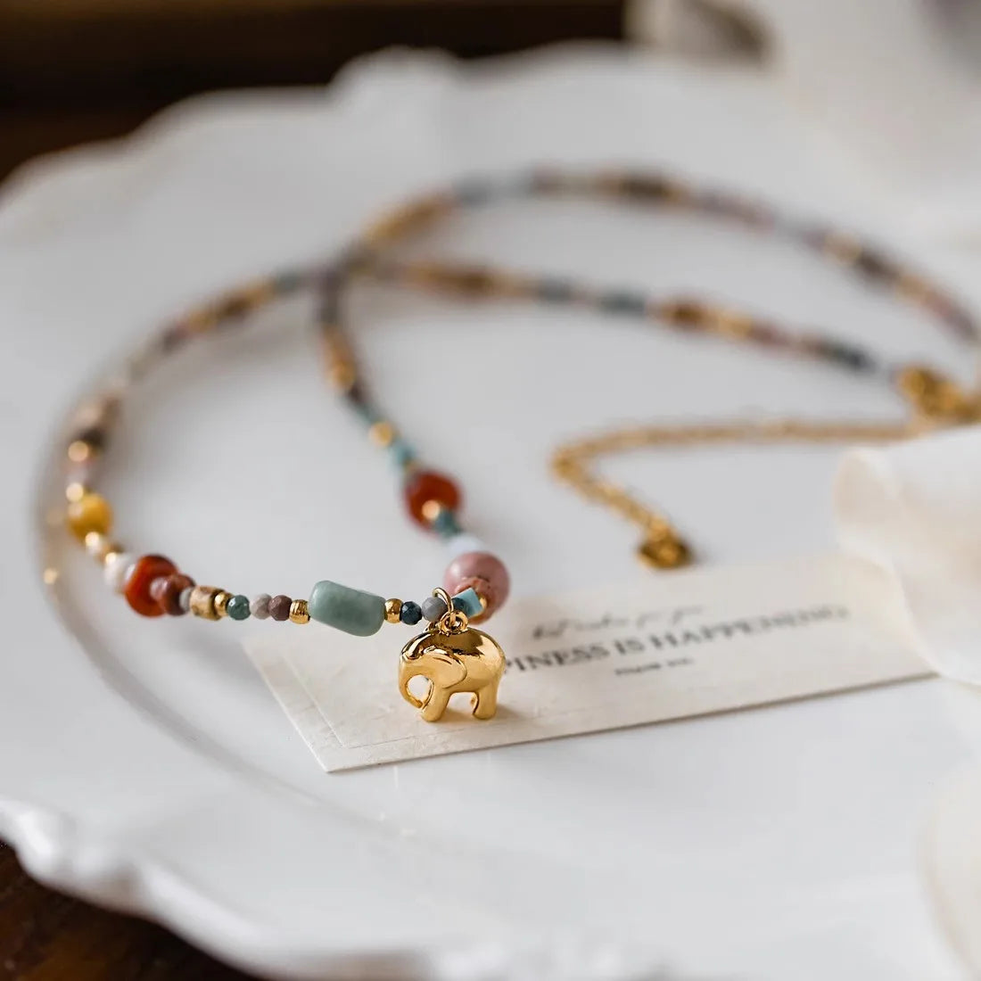 French Retro Colored Natural Stone Beads Chain Metal Elephant Pendant Necklace 2025 Trendy Jewelry Elegant Accessory For Women