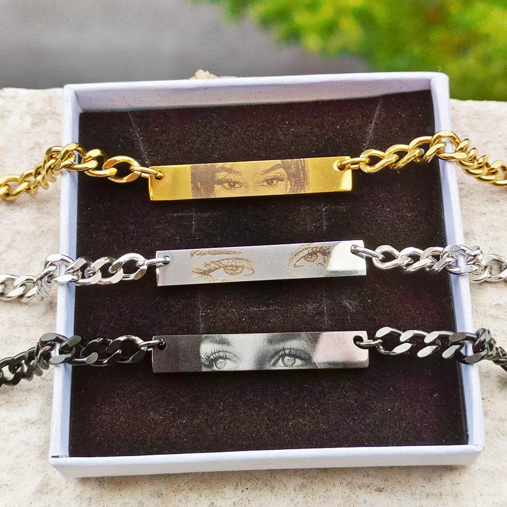 GoldButterfly Personalized Eyes Photo Couple Necklace Customized Pendant Engravable Picture Stainless Steel Gifts for Boy Friend