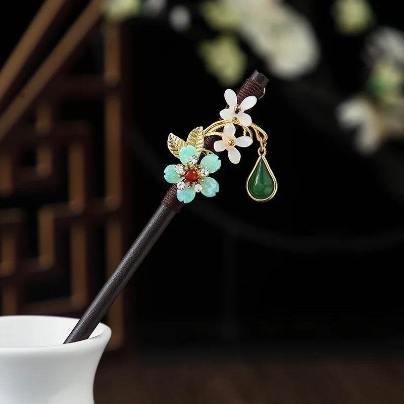 Wooden Hair Stick Chinese Style Winding Flower Hairpin With Tassel Elegant Lady Hair Clip Hair Accessories Vintage Gift