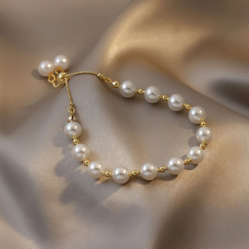 Elegant Simulated Pearl  Bracelet Baroque Gold Color Beads Paired With White Adjustable Chain Bracelet Chic Women's Jewelry