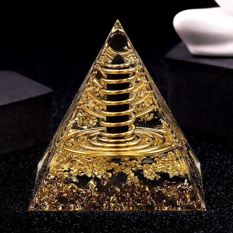Natural Crystal Energy Generator Pyramid Peridot Gold Sandstone Reiki Healing Resin Pyramid Egyptian Room Decoration 6x6cm