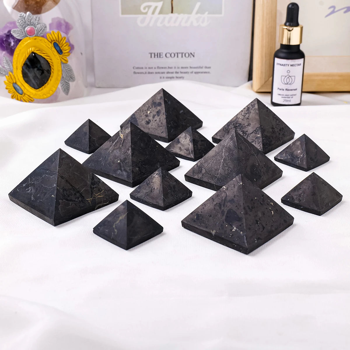 1pc Natural Crystal Russian Shungite Pyramid Raw Stone Polished Four Sided Tower Home Desktop Decoration Feng Shui Ornament