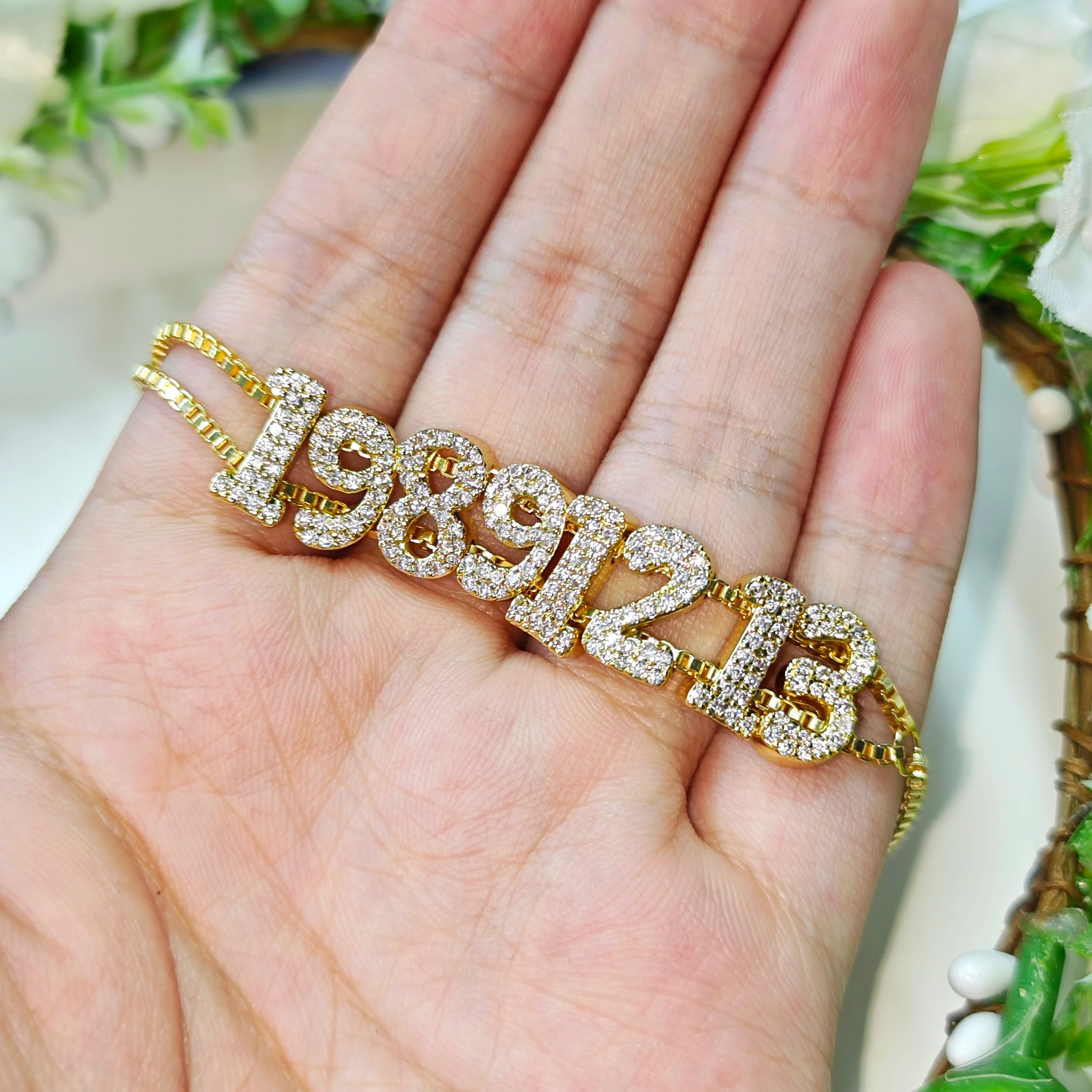 Personalize Anniversary Date Bracelet