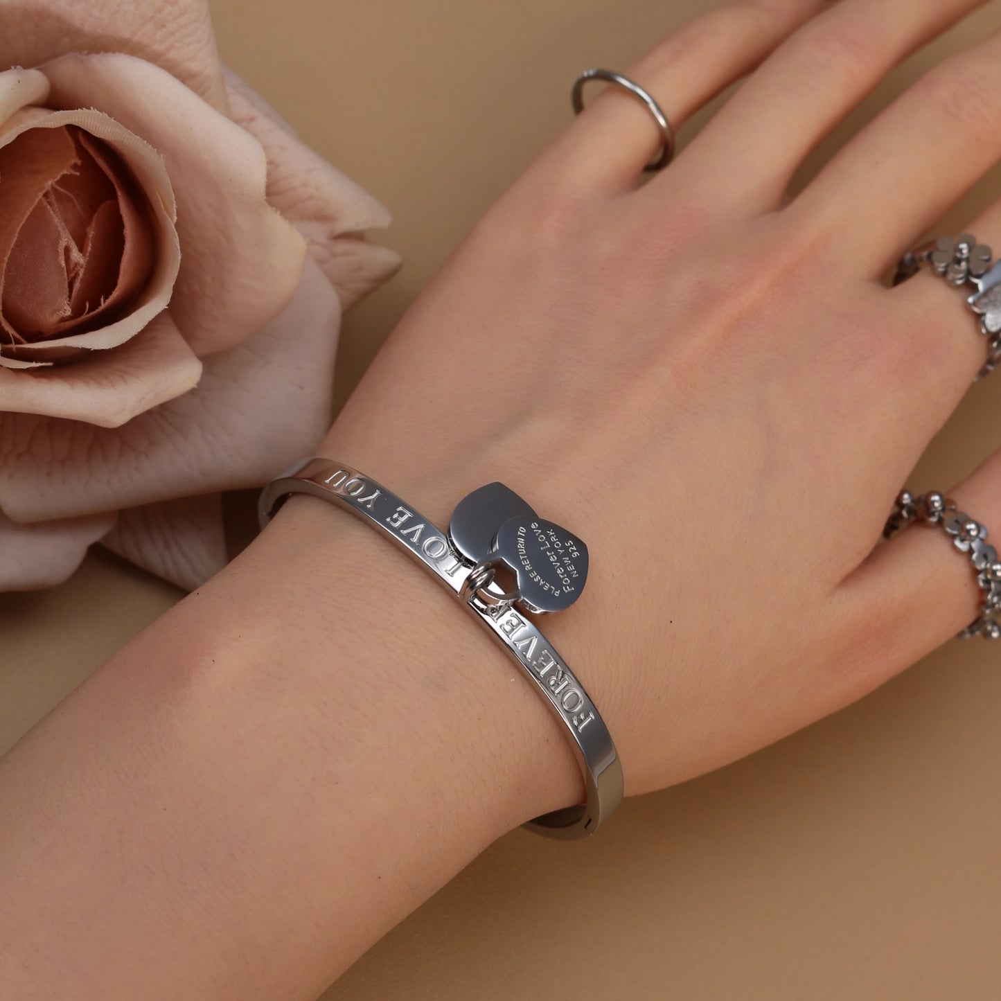 XB999 Hot Classic Stainless Steel Gold Color Bracelets & Bangles Wholesale Jewelry Fine Double Peach Heart Love Bracelets Female