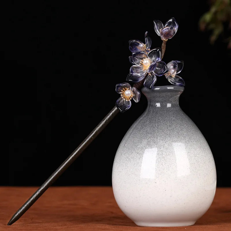 Ancient Style Magnolia Hairpin Artificial Transparent Glass Flower Tassel Hair Stick Wooden Simple Updo Hairpin New Year Gifts