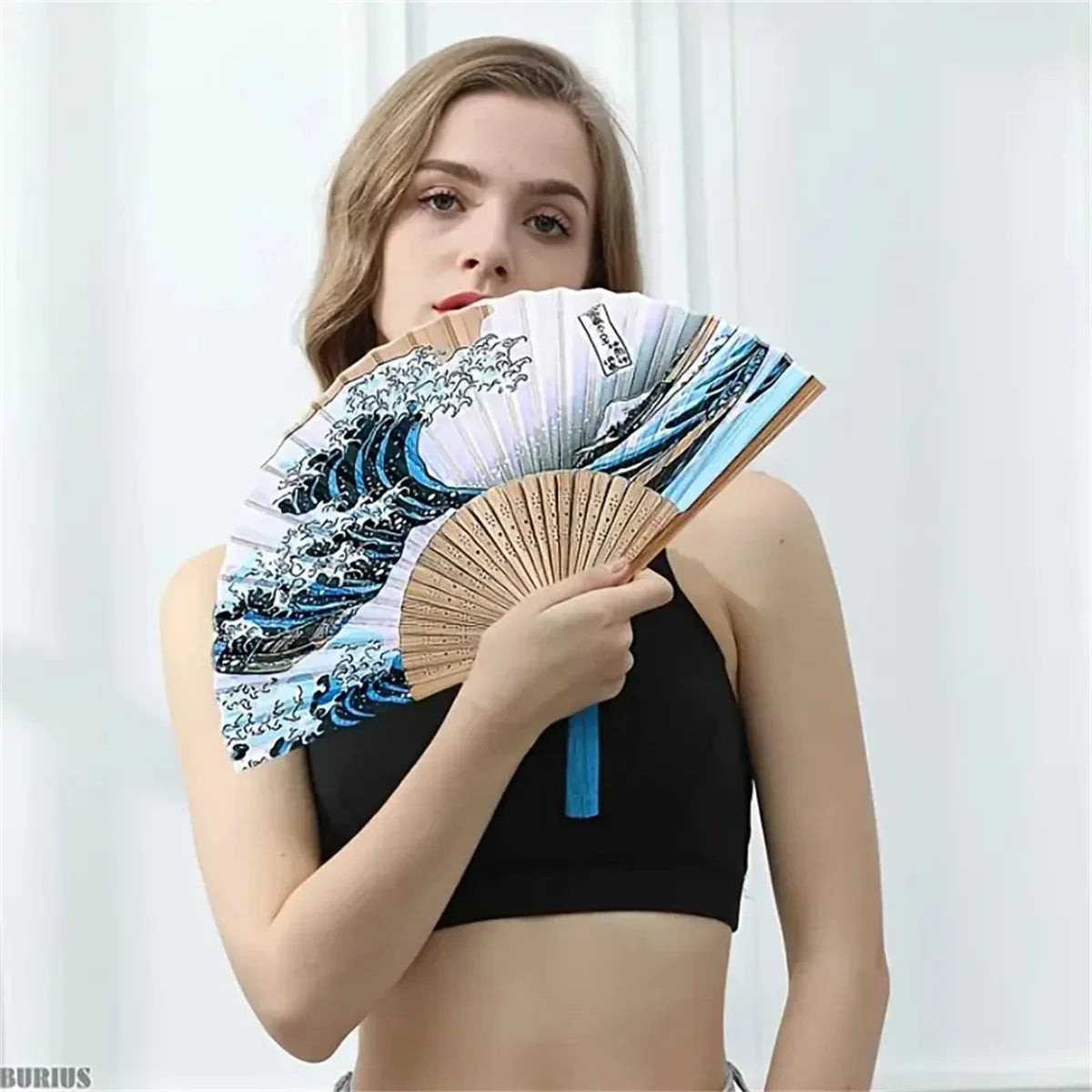 Vinatge Wave Fan Portable Folding Fan Pocket Fan For Wedding Party Decoration Dancing Performances Gifts