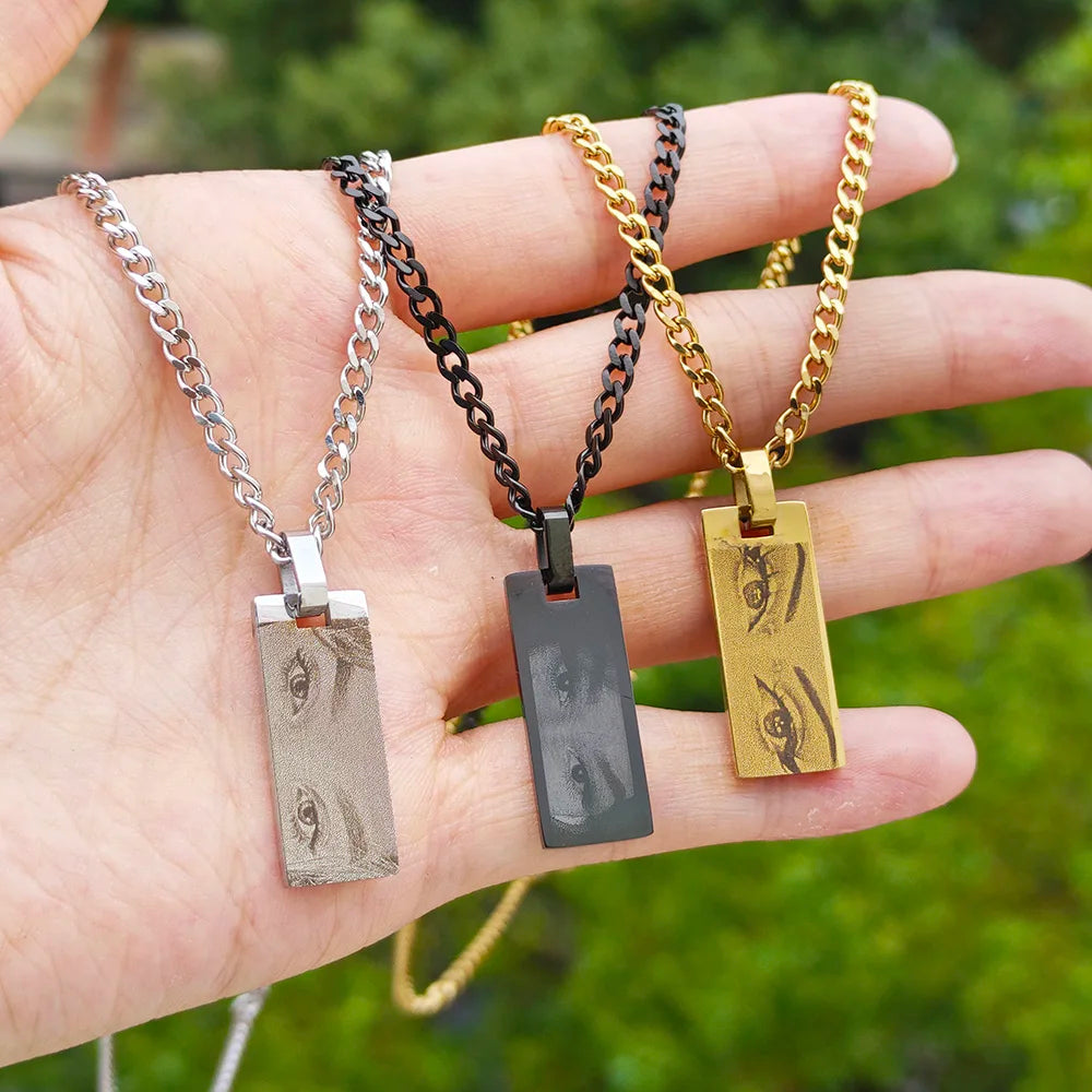 GoldButterfly Personalized Eyes Photo Couple Necklace Customized Pendant Engravable Picture Stainless Steel Gifts for Boy Friend