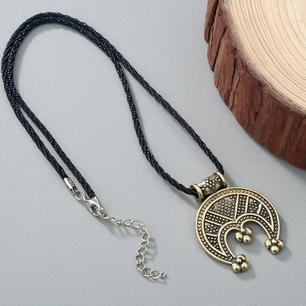 Slavic Lunnitsa Necklace Moon Charm Amulet Protection Pendant Men Punk Retro Black Rope Antique Silver Plated Jewelry Gifts