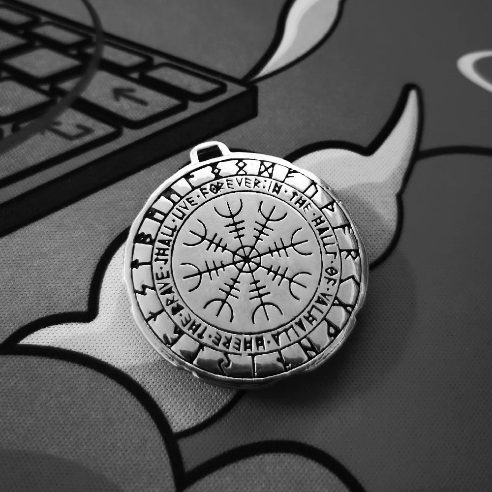 Vintage Ouroboros Vikings Rune Compass Necklace Men Norse Amulet Stainless Steel Pendant Genuine Leather Chain Icelandic Jewelry