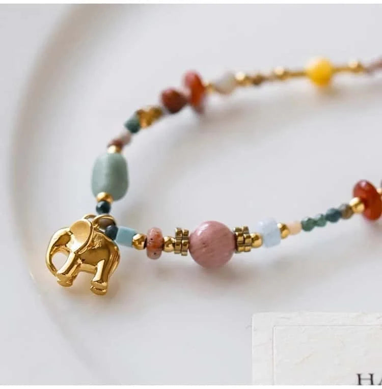 French Retro Colored Natural Stone Beads Chain Metal Elephant Pendant Necklace 2025 Trendy Jewelry Elegant Accessory For Women