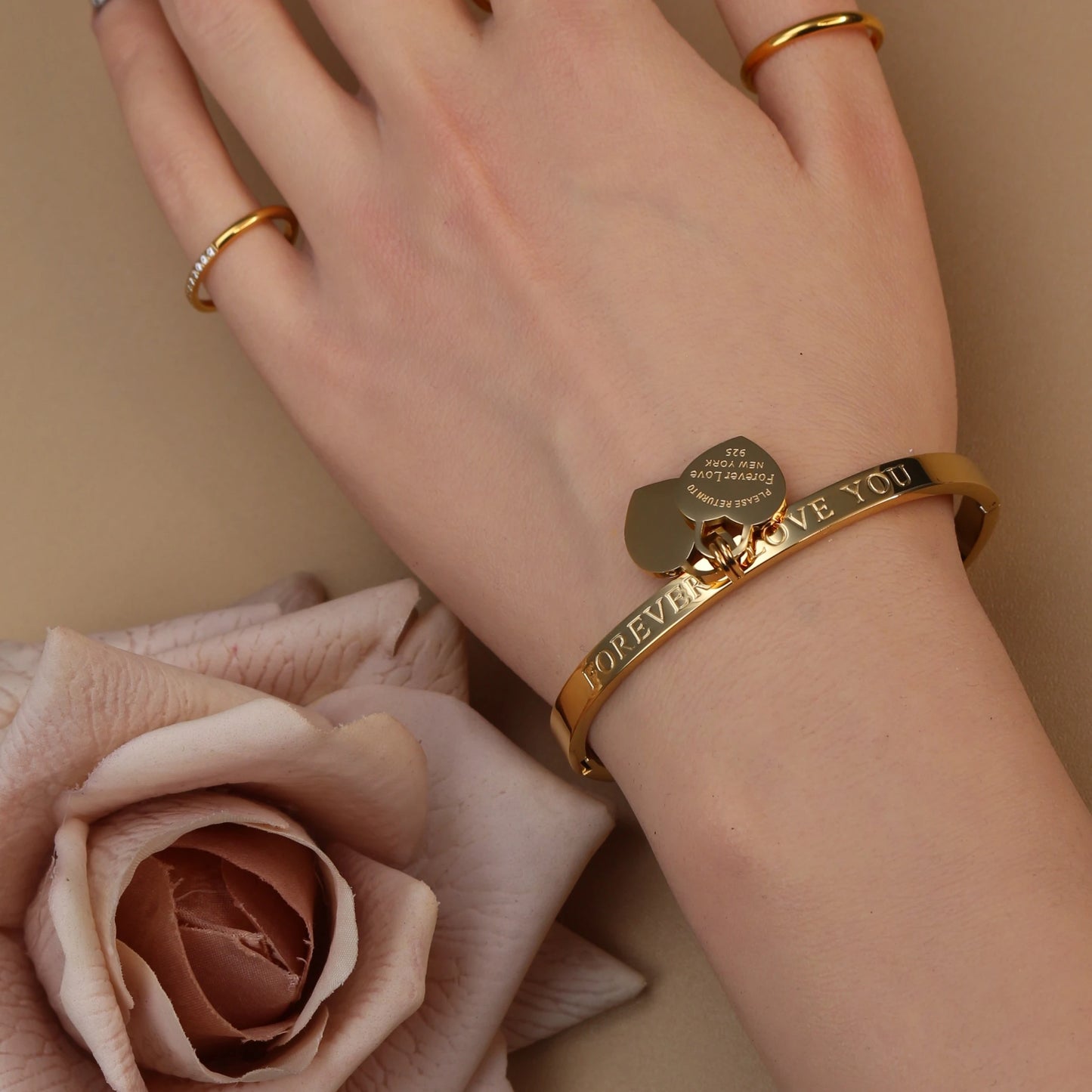 XB999 Hot Classic Stainless Steel Gold Color Bracelets & Bangles Wholesale Jewelry Fine Double Peach Heart Love Bracelets Female