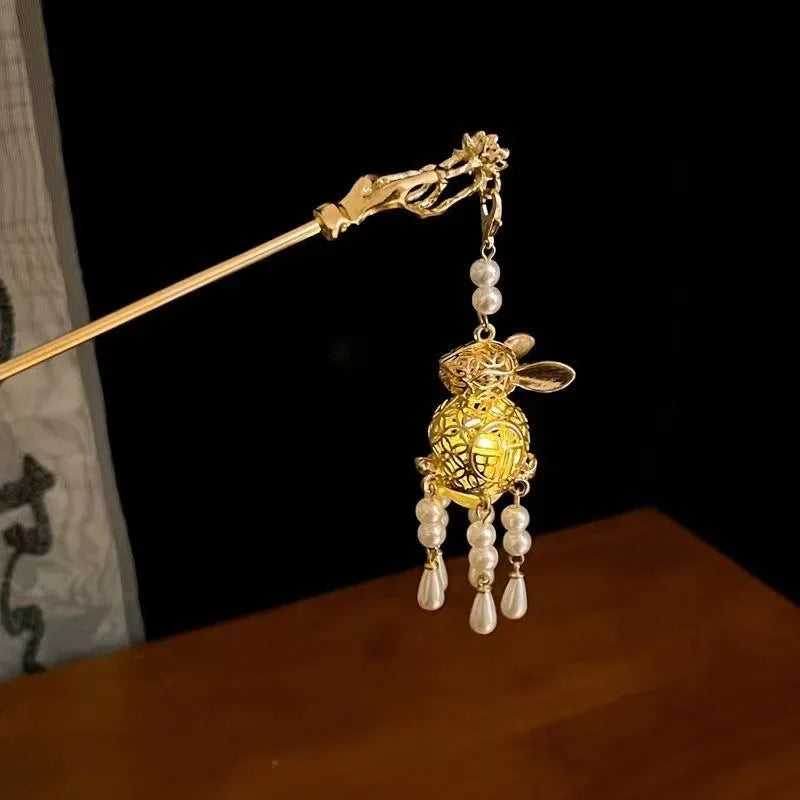 Luminous Flower Hairpin For Women Creative Lotus Emit Light Lantern Tassel Hair Stick Vintage Chinese Style Metal Hair Accessory