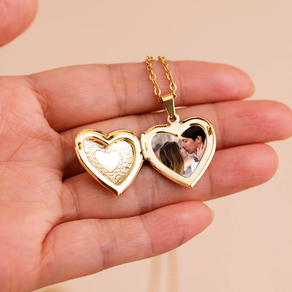 MaiLun 1pc Custom Photo Heart Locket Pendant Necklace Women Necklace Personalized Souvenir Gift