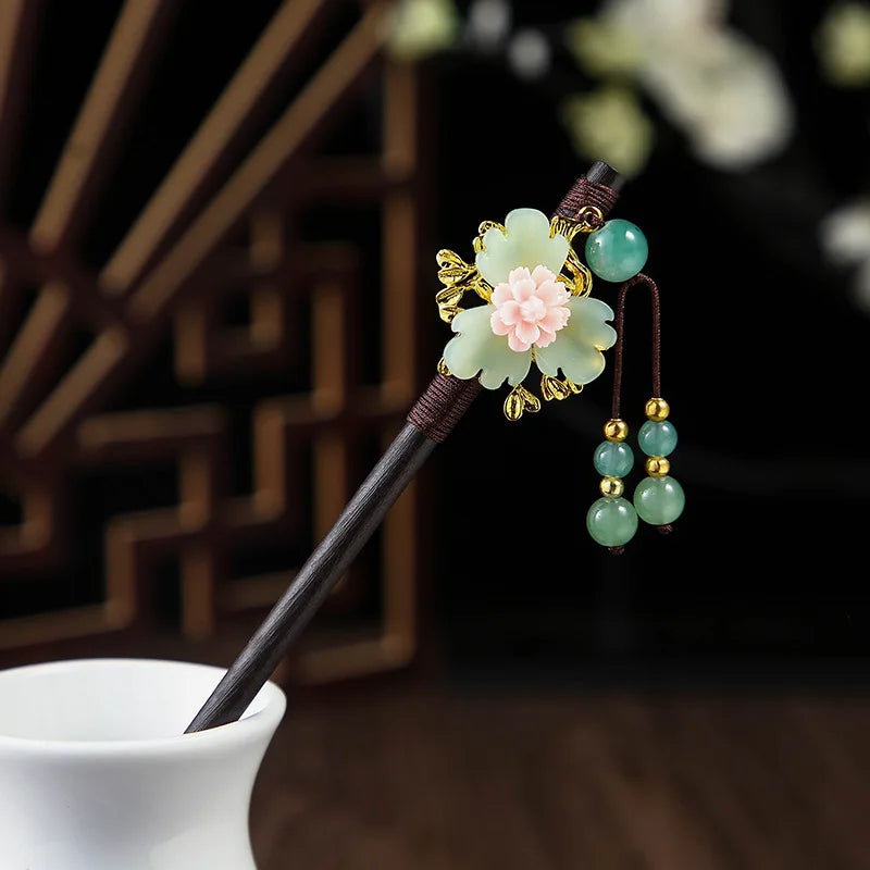 Wooden Hair Stick Chinese Style Winding Flower Hairpin With Tassel Elegant Lady Hair Clip Hair Accessories Vintage Gift