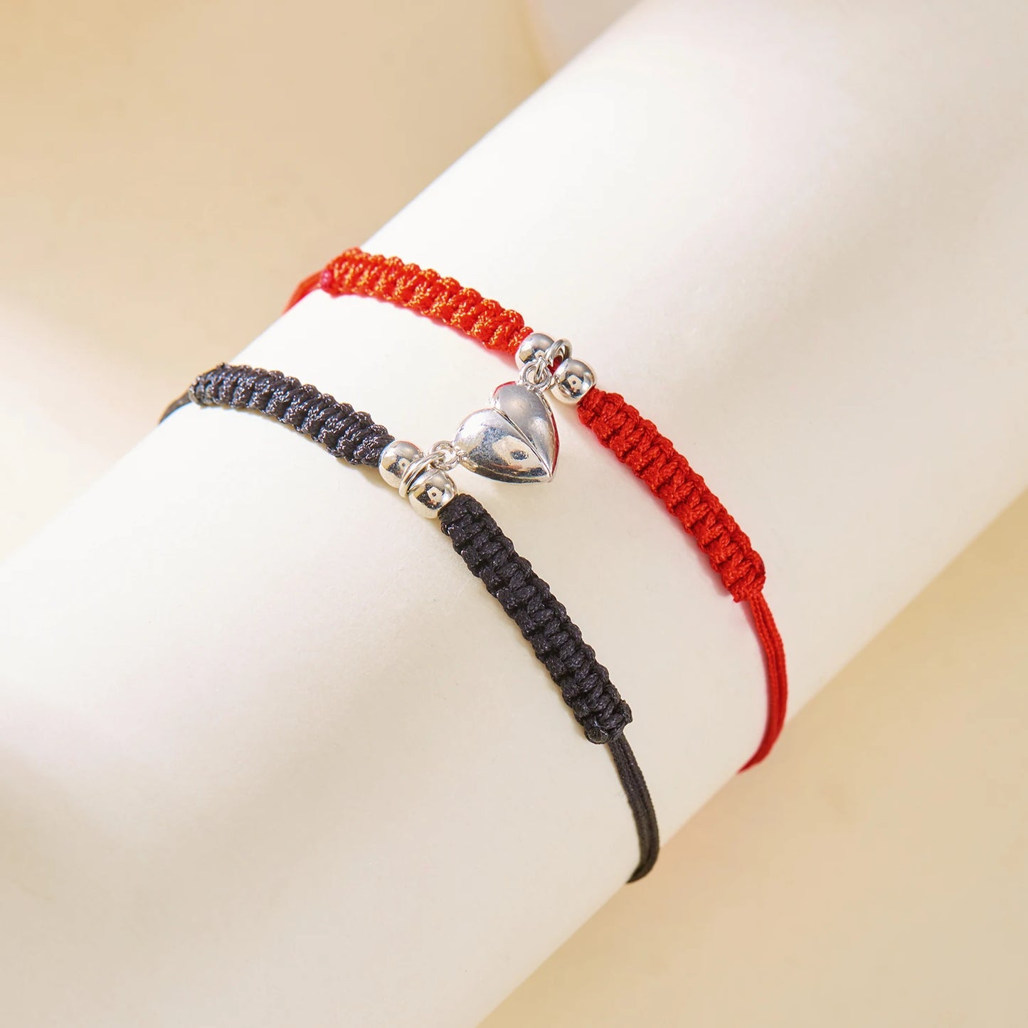 2 PCS Simple Lucky Red Rope Braided Bracelet for Women Men Romantic Heart Magnetic Couple Matching Bracelets Friendship Jewelry